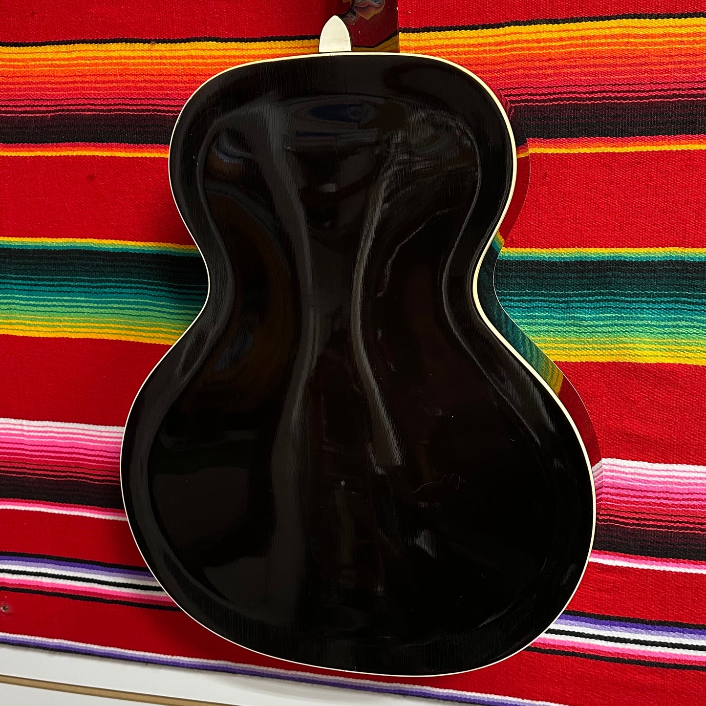 Epiphone Zenith Sunburst (1951)