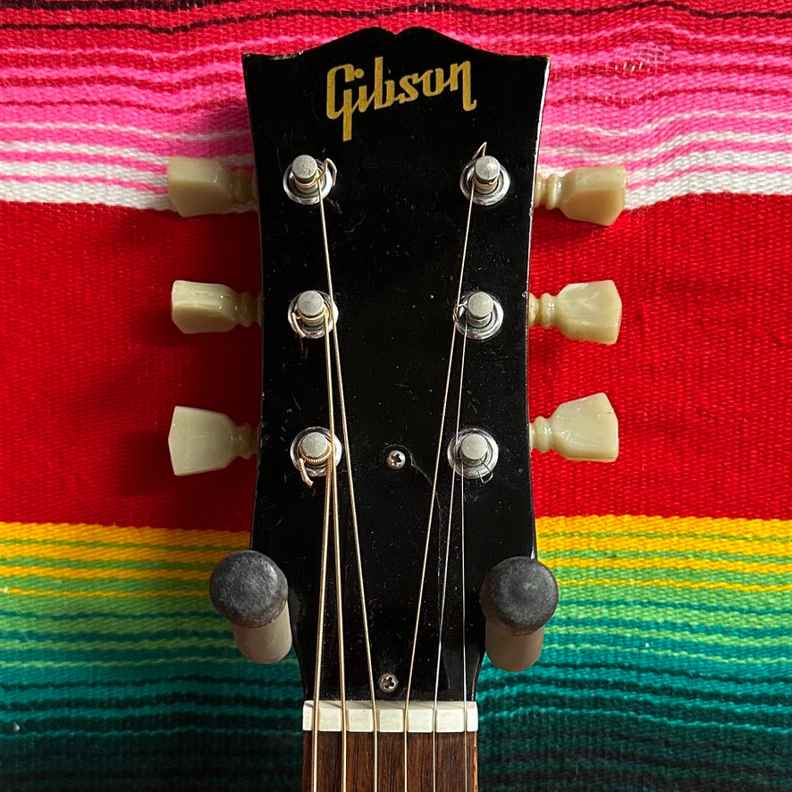 Gibson J-45ADJ Cherry Sunburst (1966)