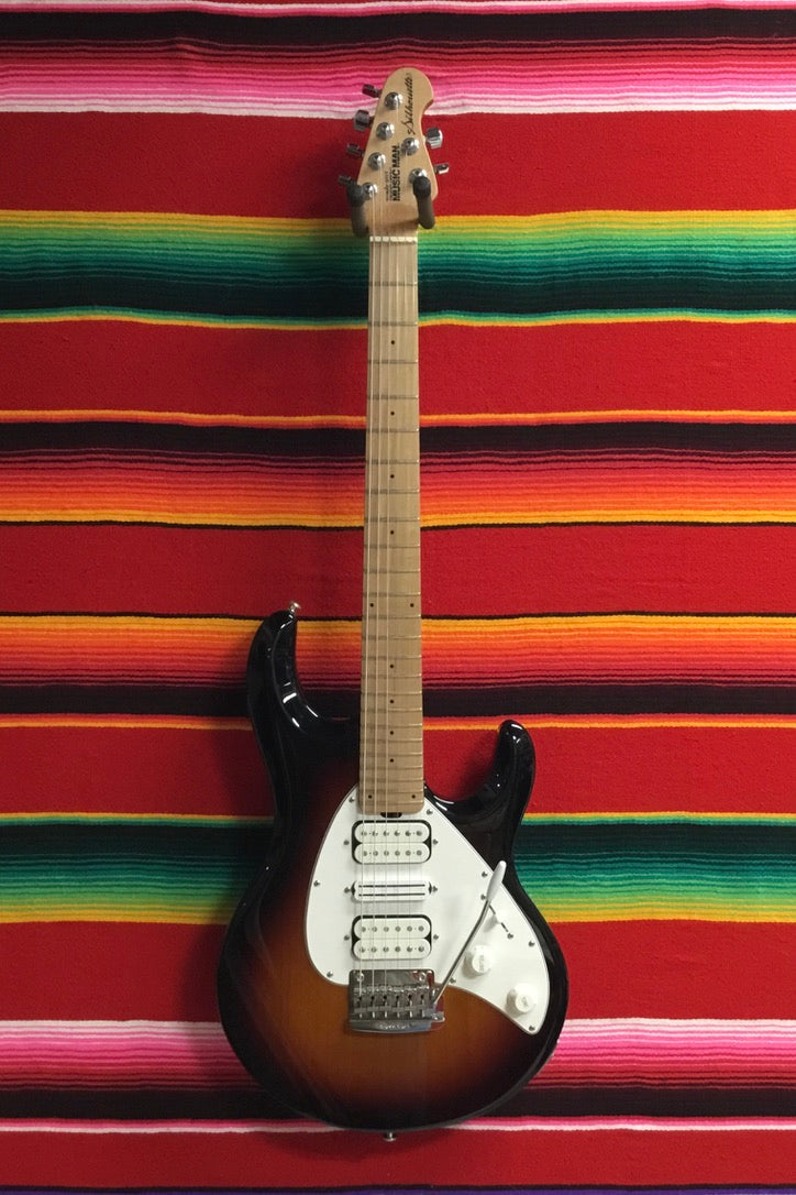 Ernie Ball/Music Man Silhouette Vintage Sunburst (2012)