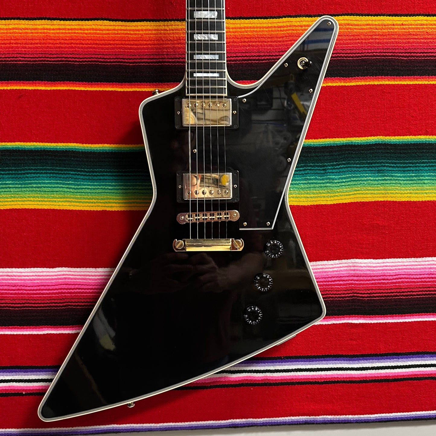 Gibson Custom Shop Explorer Custom Gloss Ebony (2017)