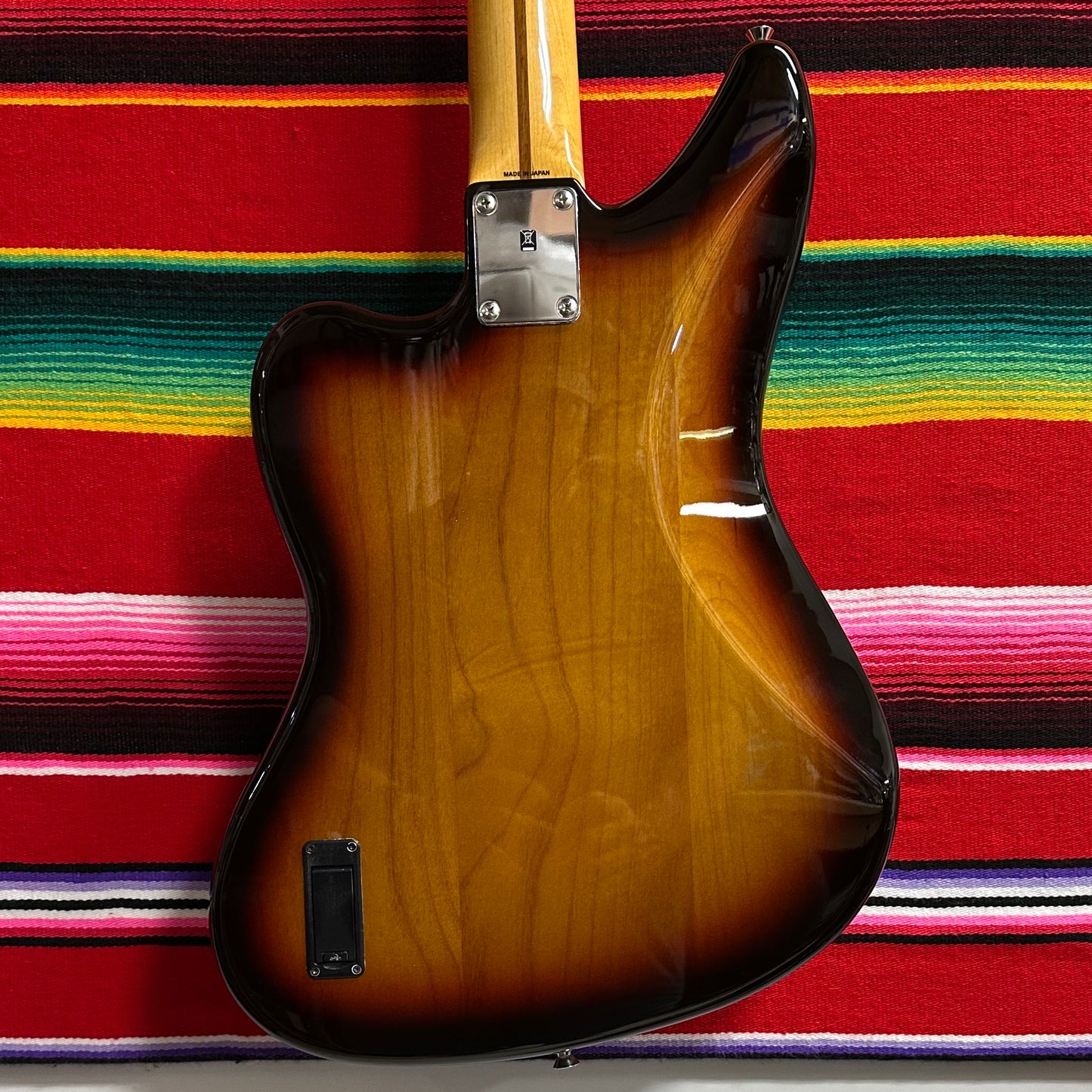 Fender MIJ Jaguar Bass 3-Tone Sunburst (2010)