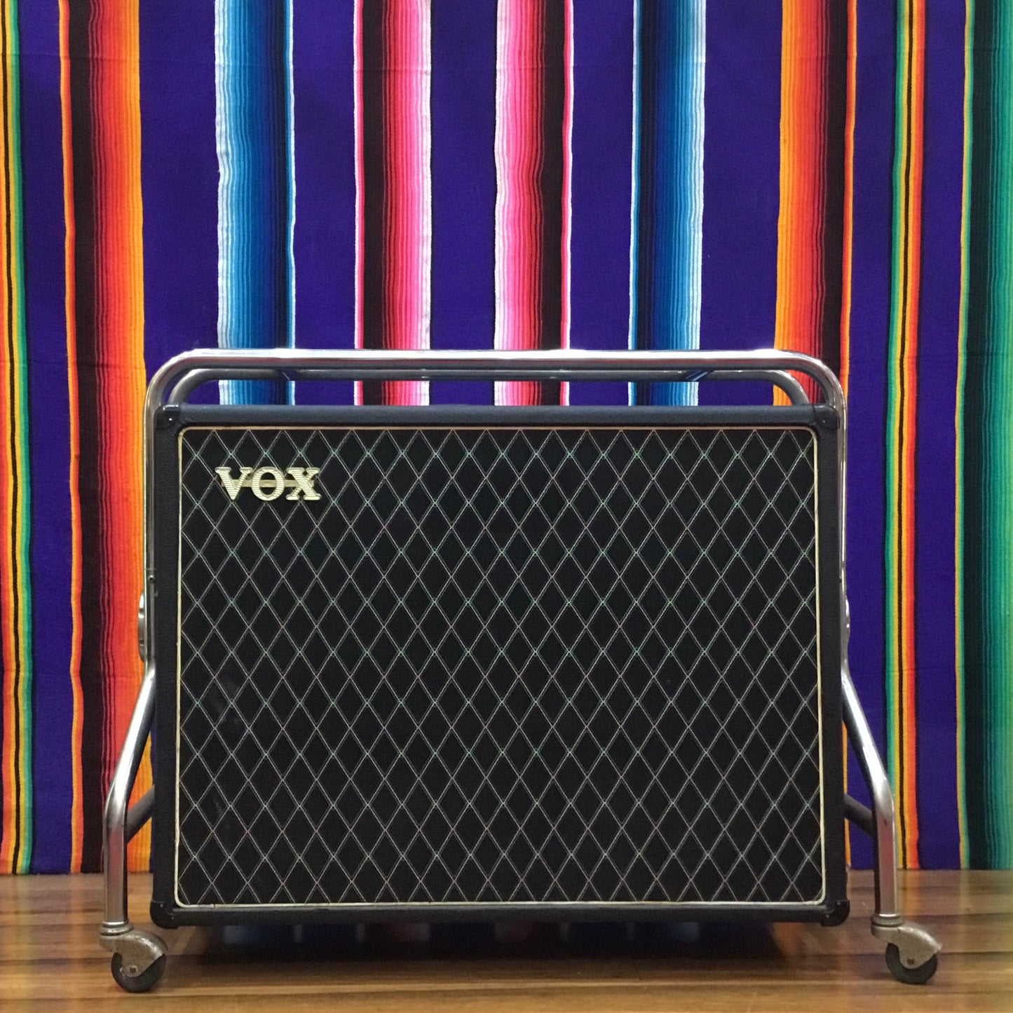 Vox V414 Beatle 2x12 Cabinet with Trolly (1965)