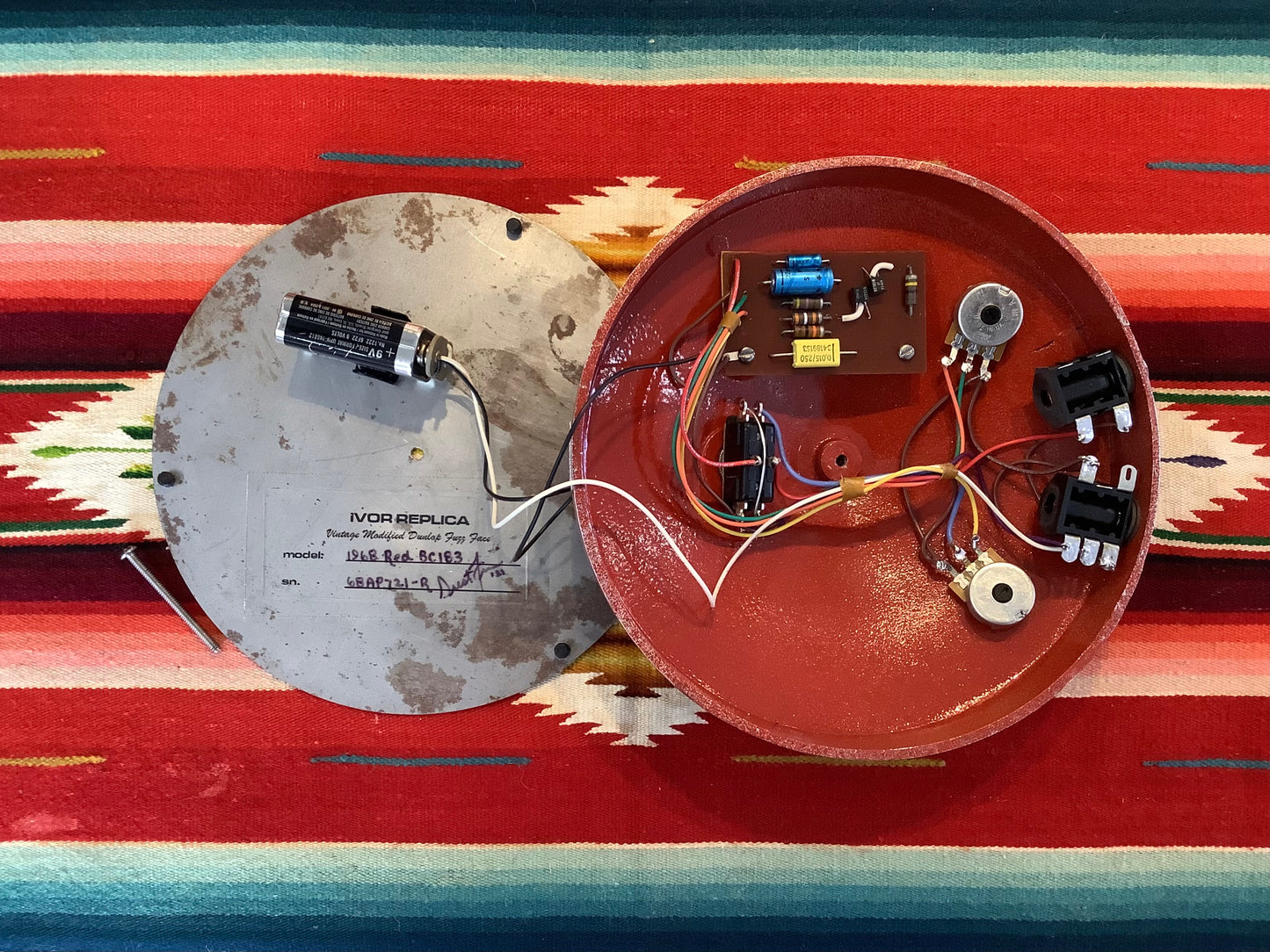 Dustin Frances IVOR 1968 Red BC183 Fuzz