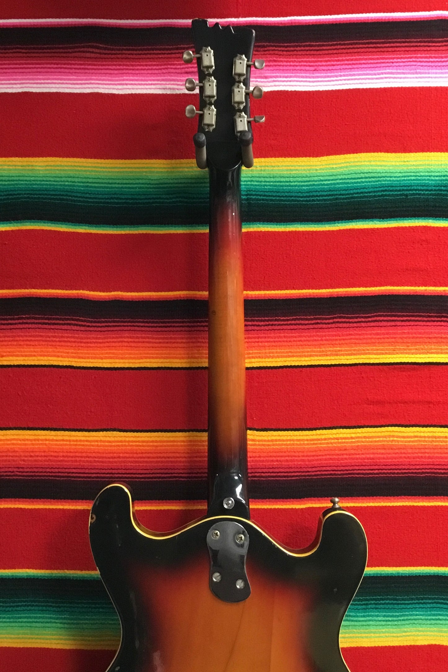 Mosrite Combo Sunburst (1966)