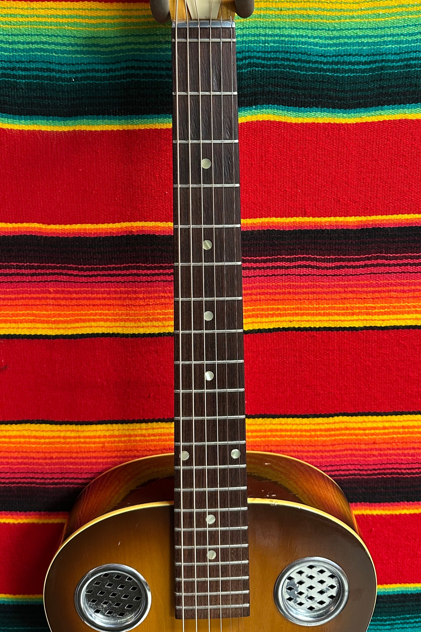 Mosrite/Dobro Model D-40 Texarkana Mahogany Burst (1966-67)