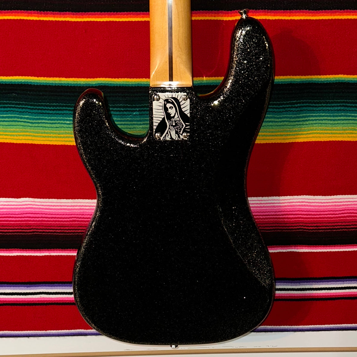 Fender J Precision Bass Black Gold (2023)