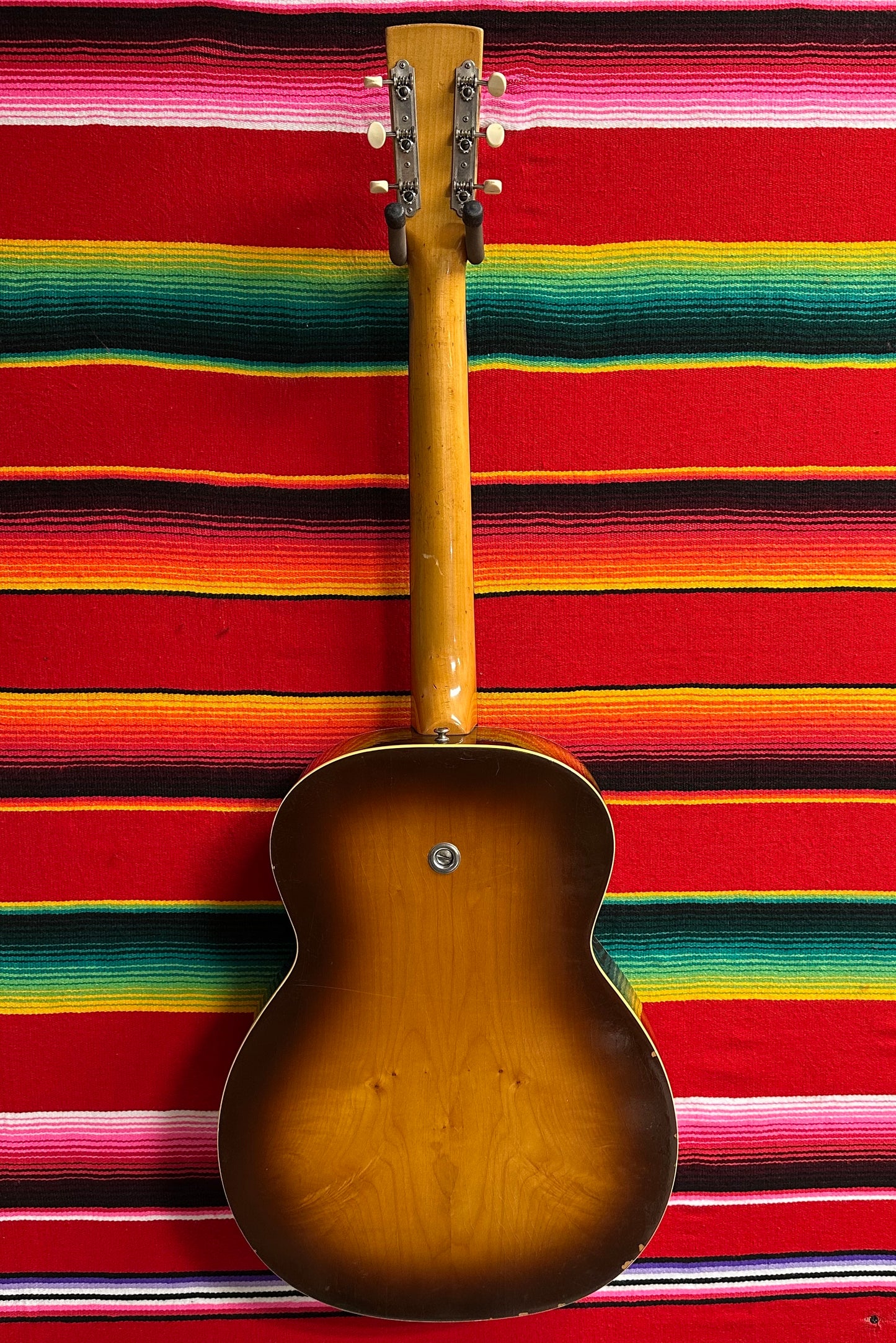 Mosrite/Dobro Model D-40 Texarkana Mahogany Burst (1966-67)