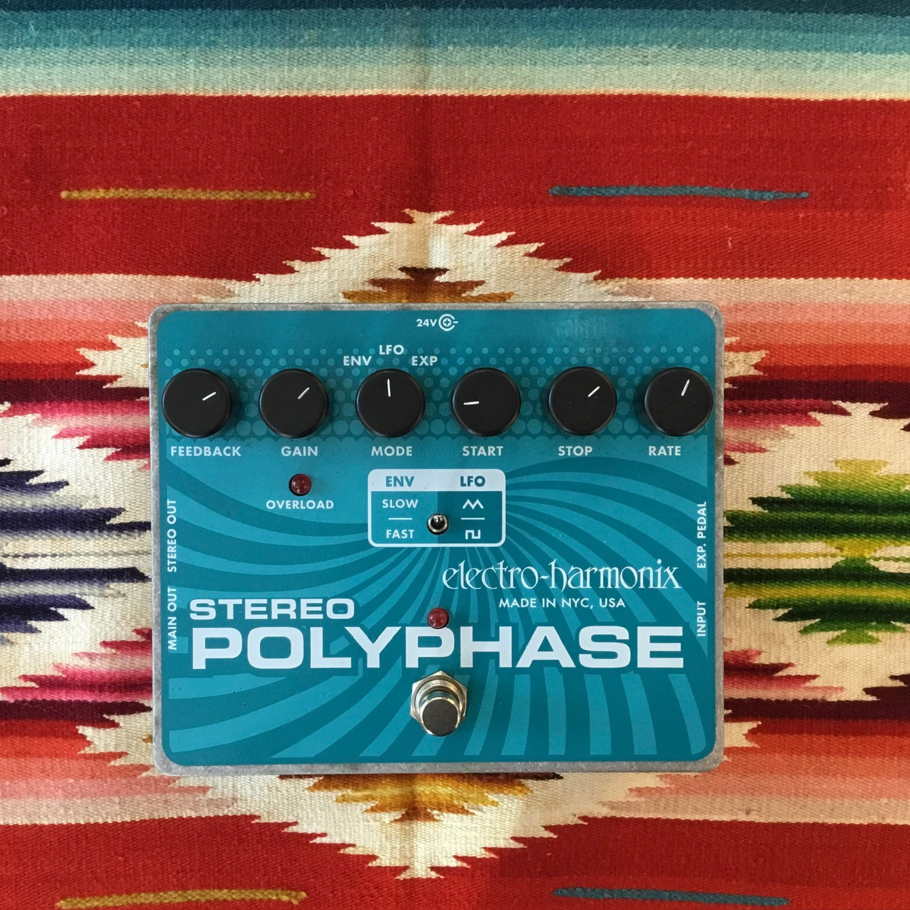 Electro-Harmonix Stereo Polyphase – Action Music