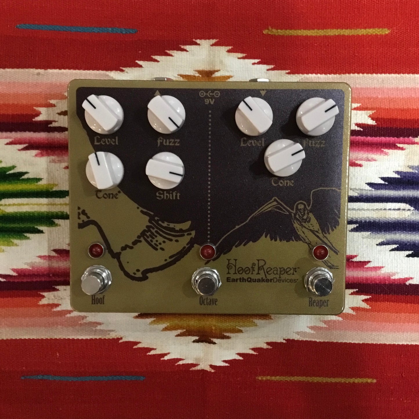 Earthquaker Devices Hoof Reaper Double Fuzz with Octave Up V2