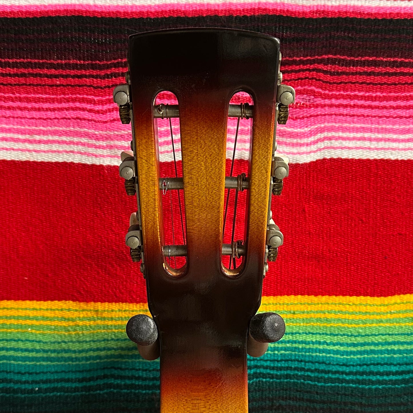 Dobro Model 60D-S Square Neck Sunburst (1981)