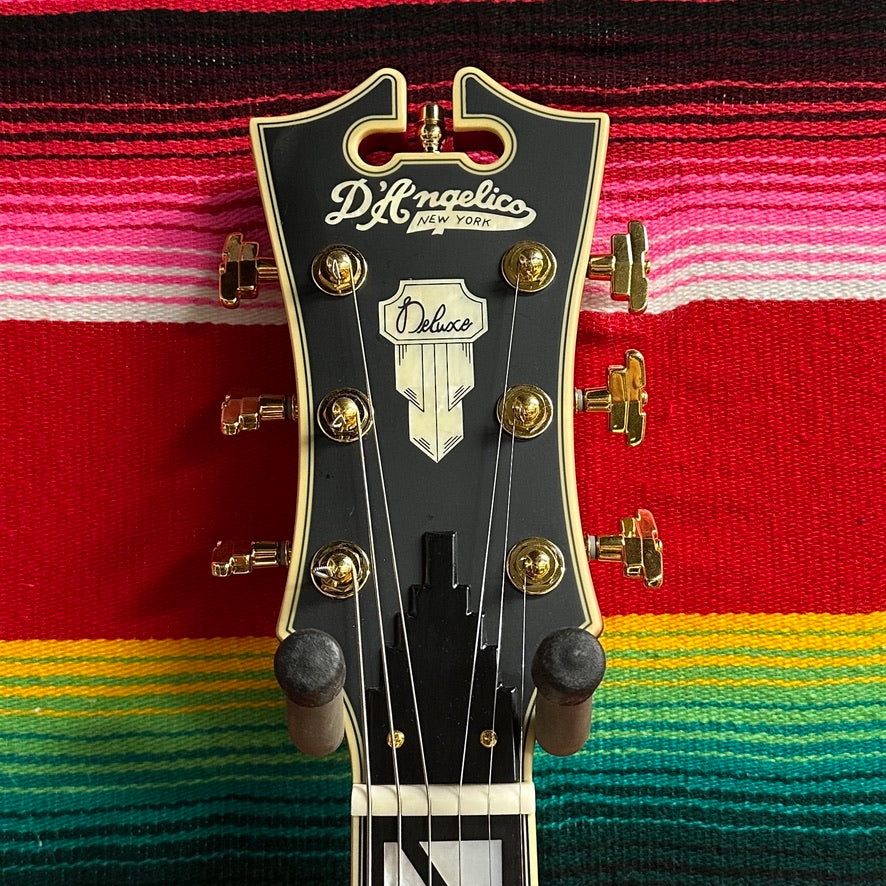 D'Angelico Deluxe 59 Satin Trans Wine (2022)