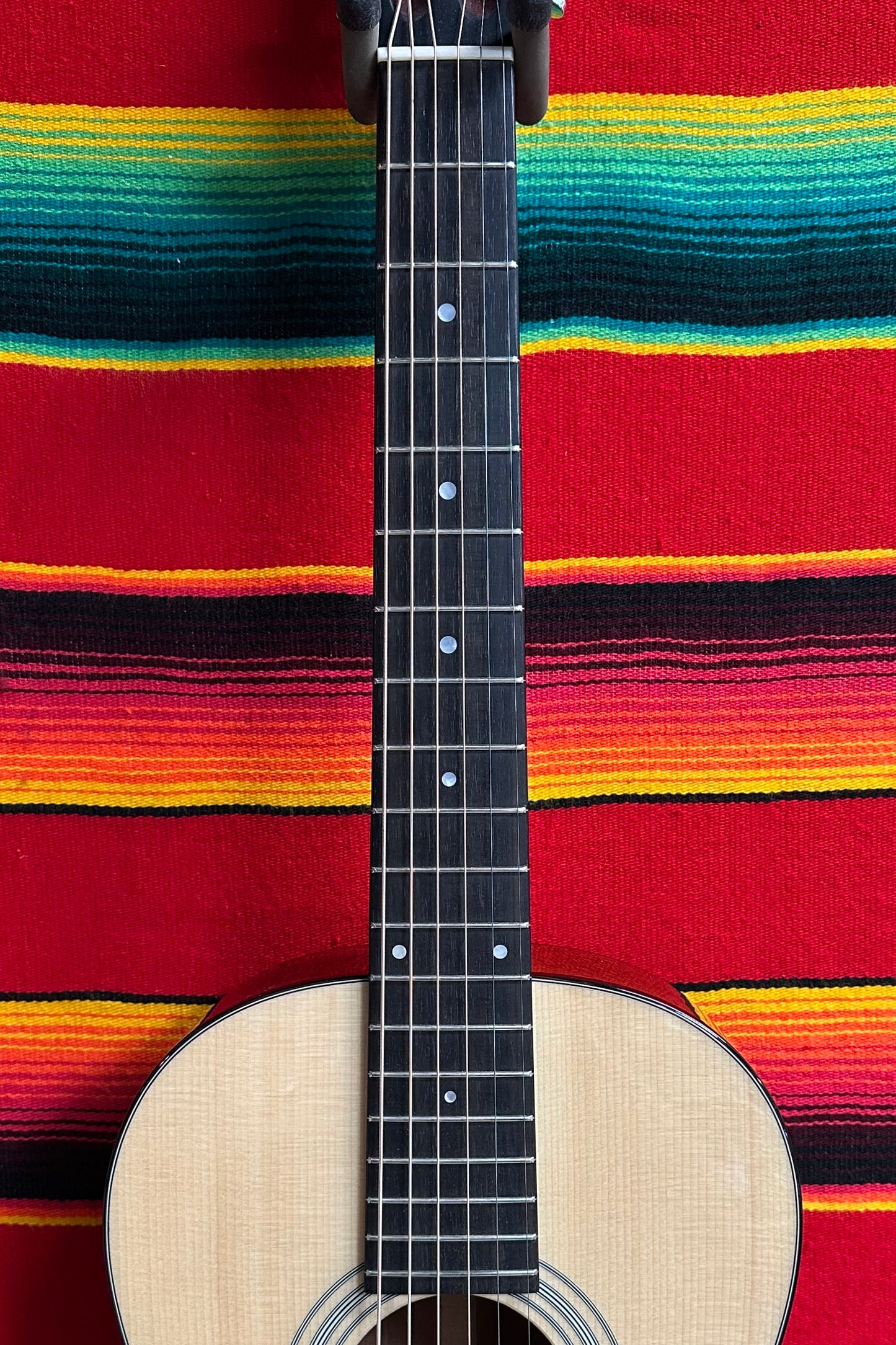 Eastman E10-00 Natural (2023)