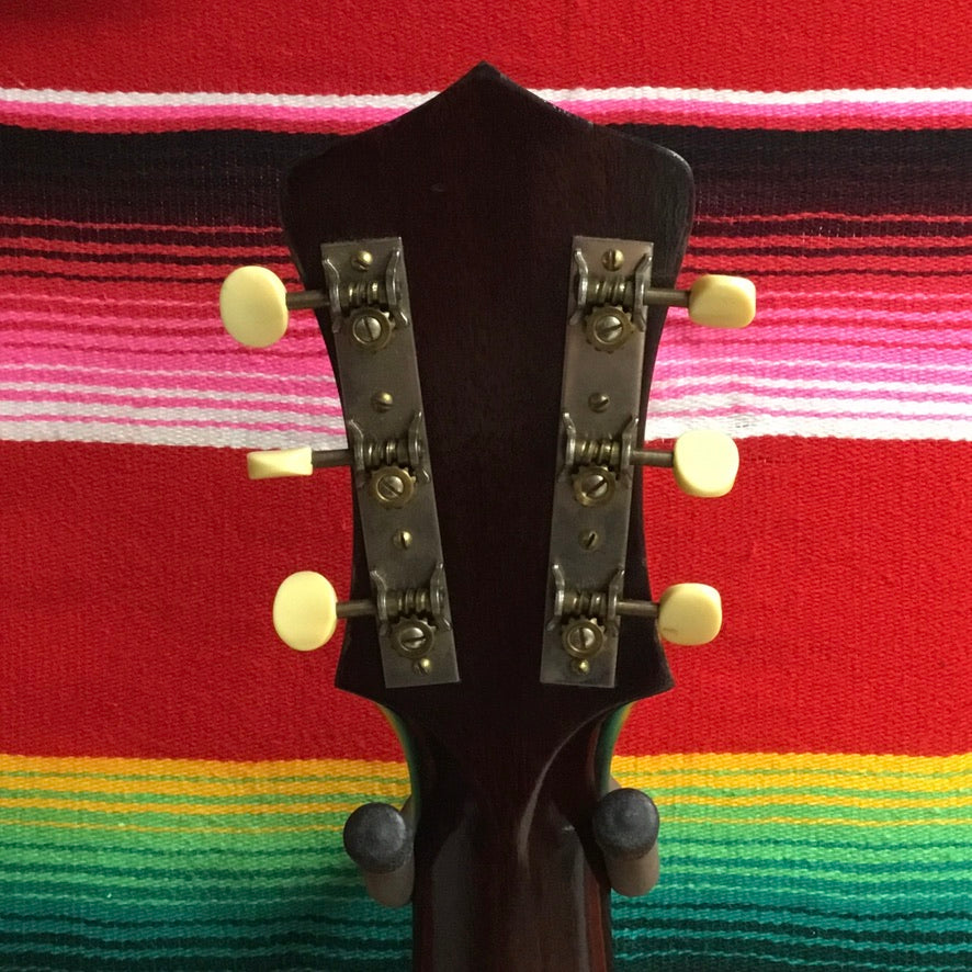 Recording King 1134 Carson J. Robison Model-K Sunburst (1937-39)