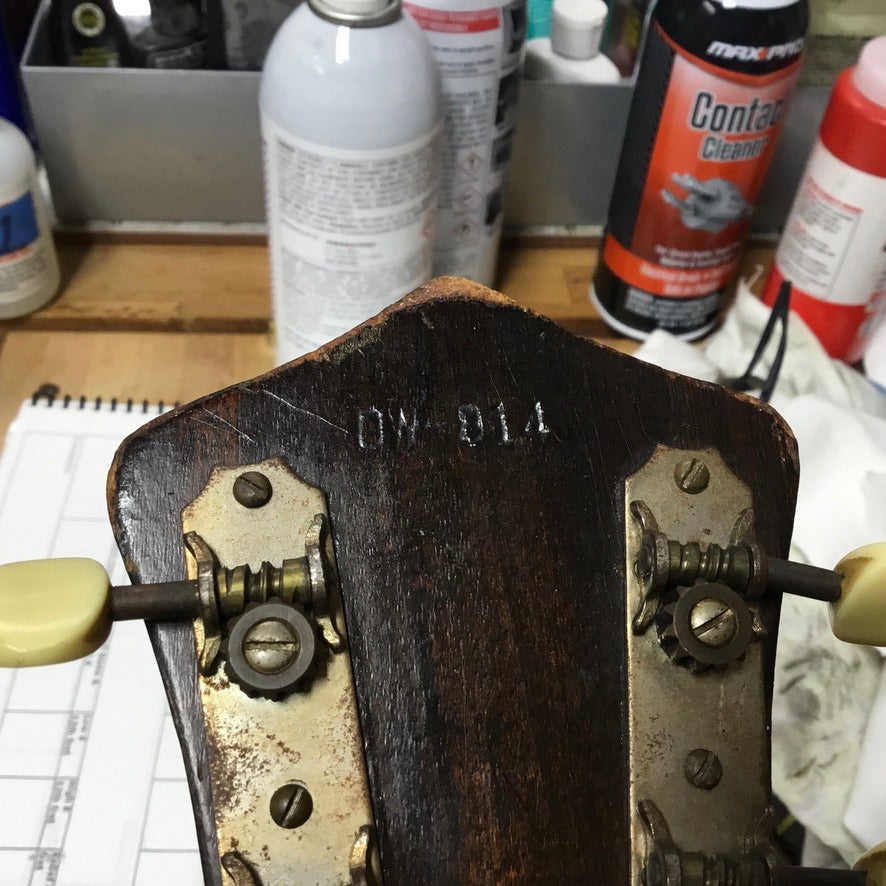 Recording King 1115 Carson J. Robison Model-K Sunburst (1937-39)