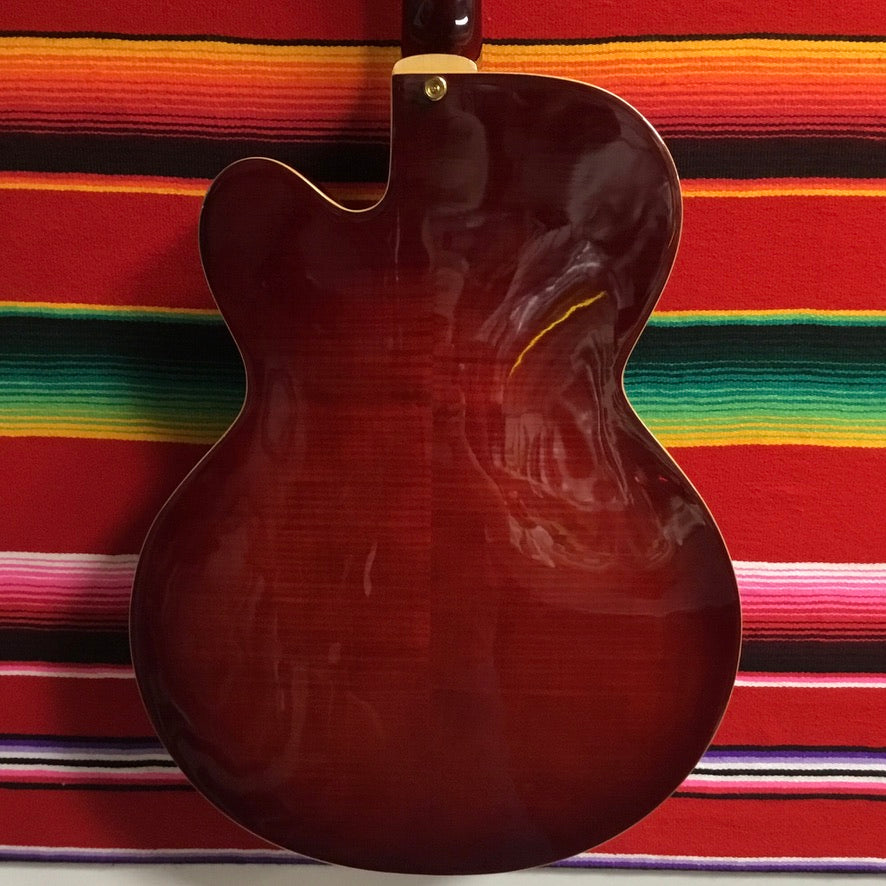 Peerless LeeLa Transparent Red (2010s)
