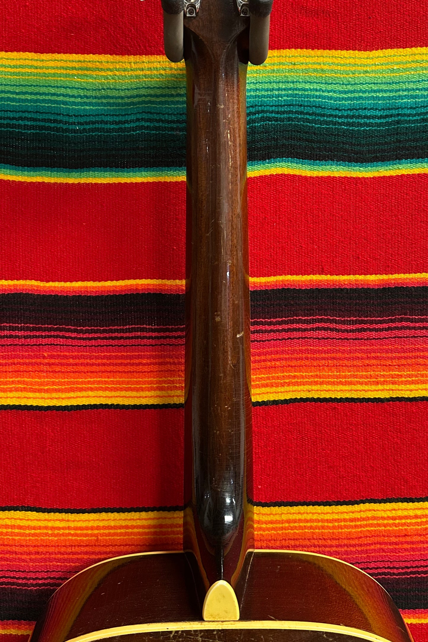 Goya M-24 000 Sunburst (1963)