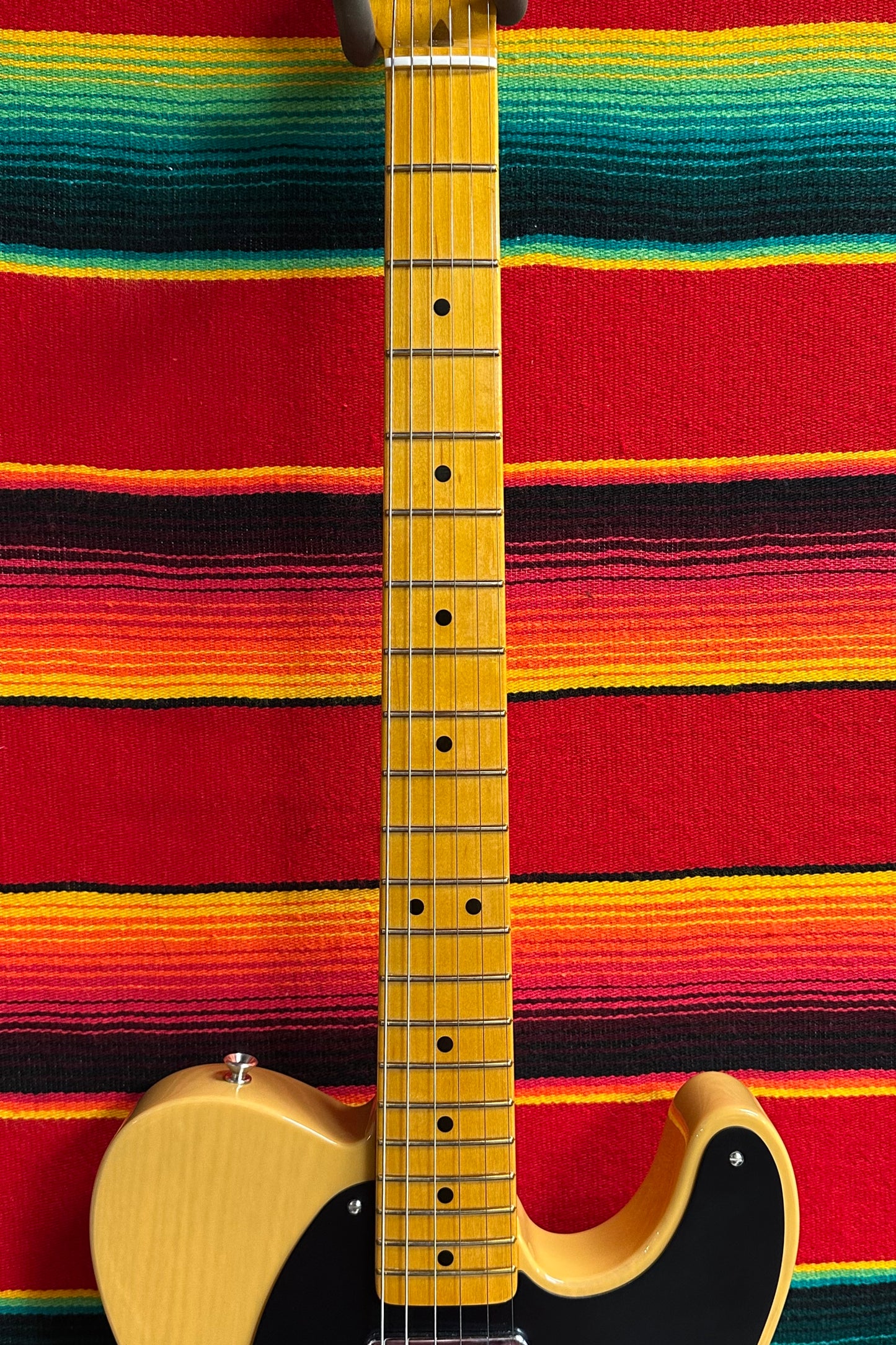 Fender American Vintage II 1951 Telecaster Butterscotch Blonde (2025)