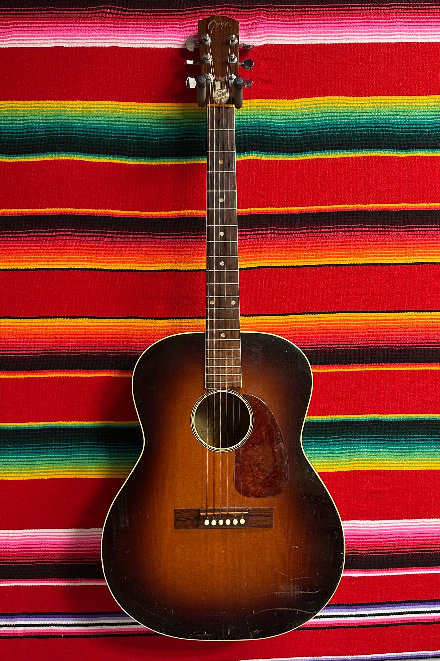 Goya M-24 000 Sunburst (1963)