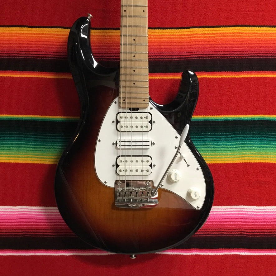 Ernie Ball/Music Man Silhouette Vintage Sunburst (2012)