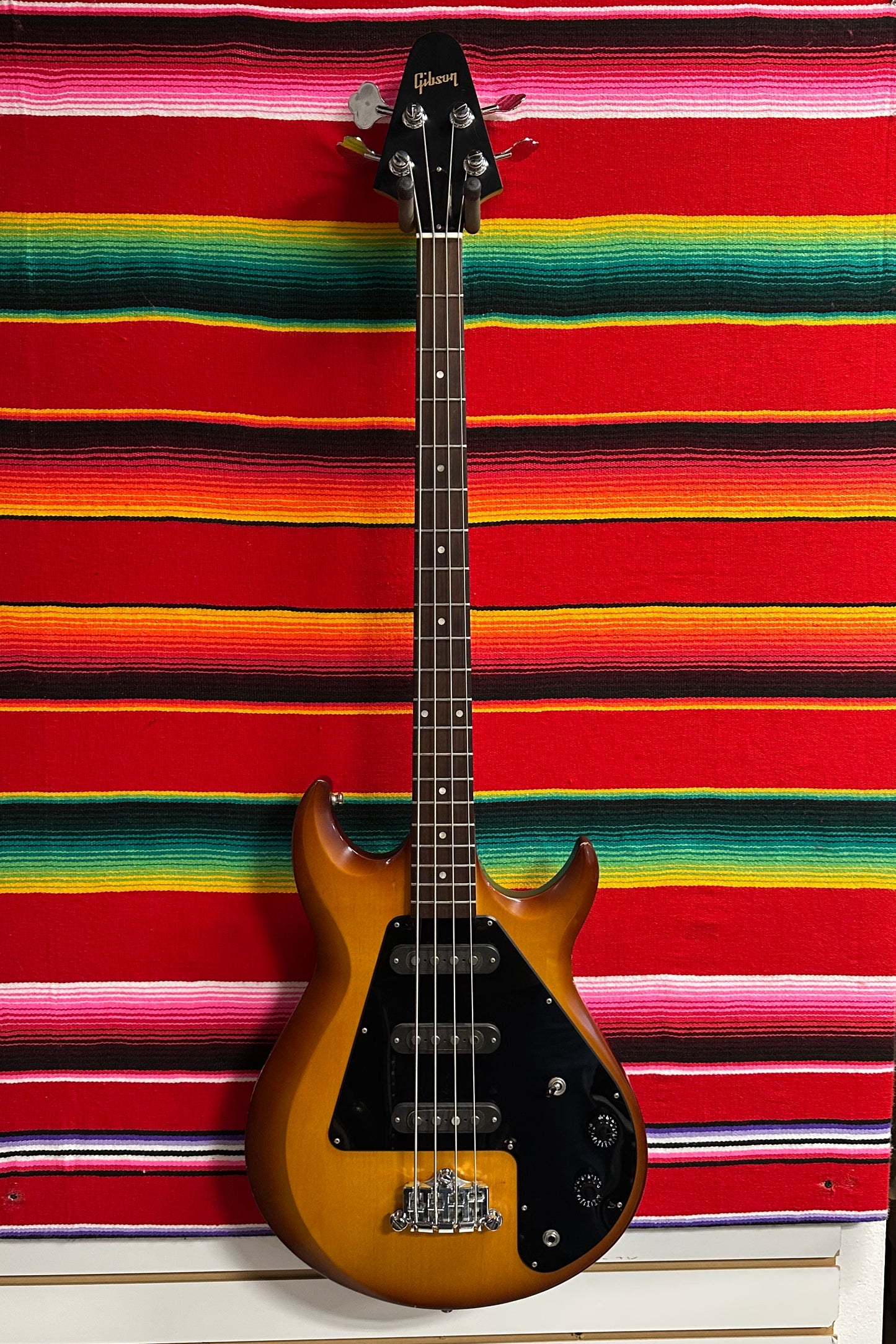 Gibson Grabber 3 '70s Tribute Satin Honey Burst (2012)