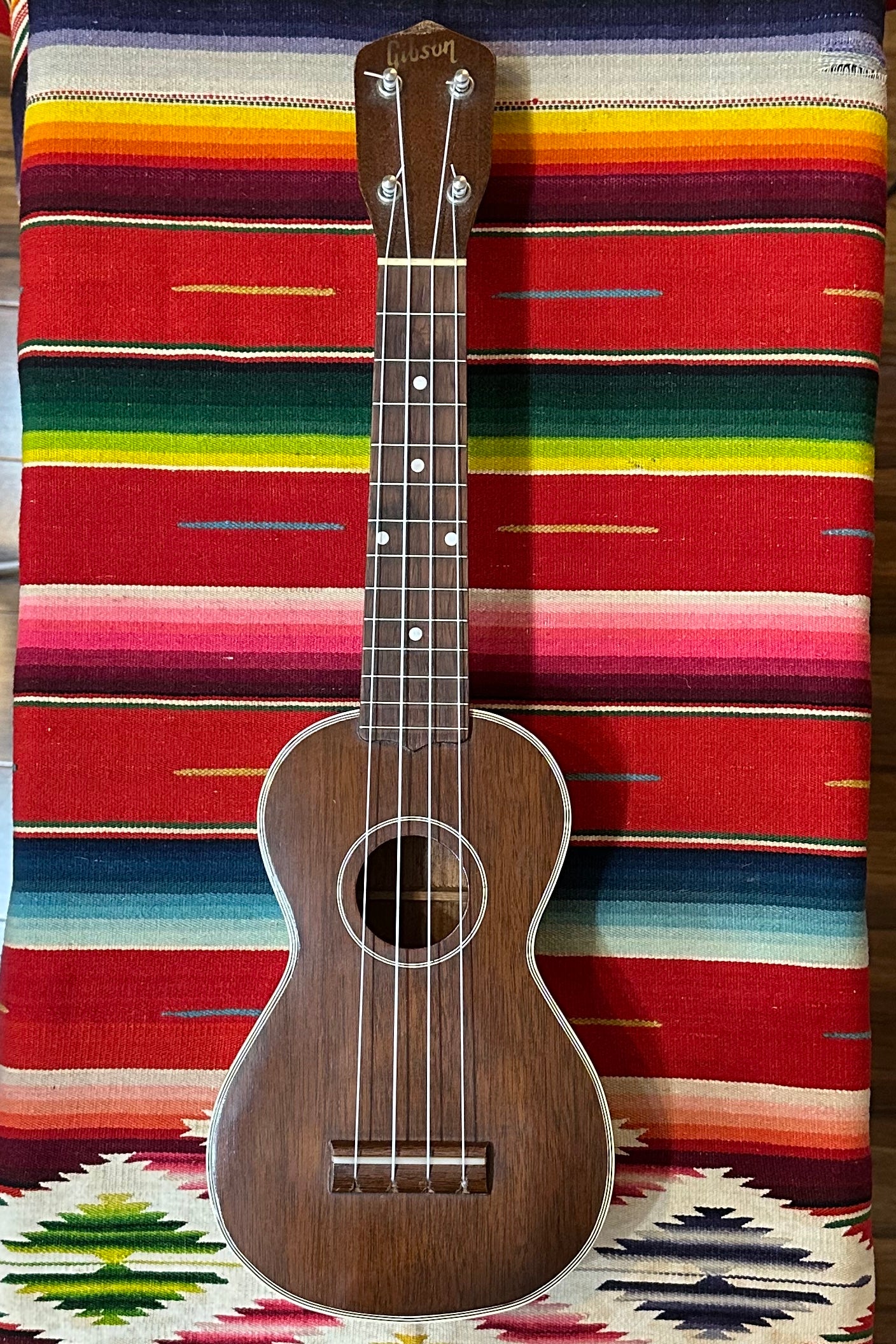 Gibson UKE-3 Soprano Ukulele (1949-1950)