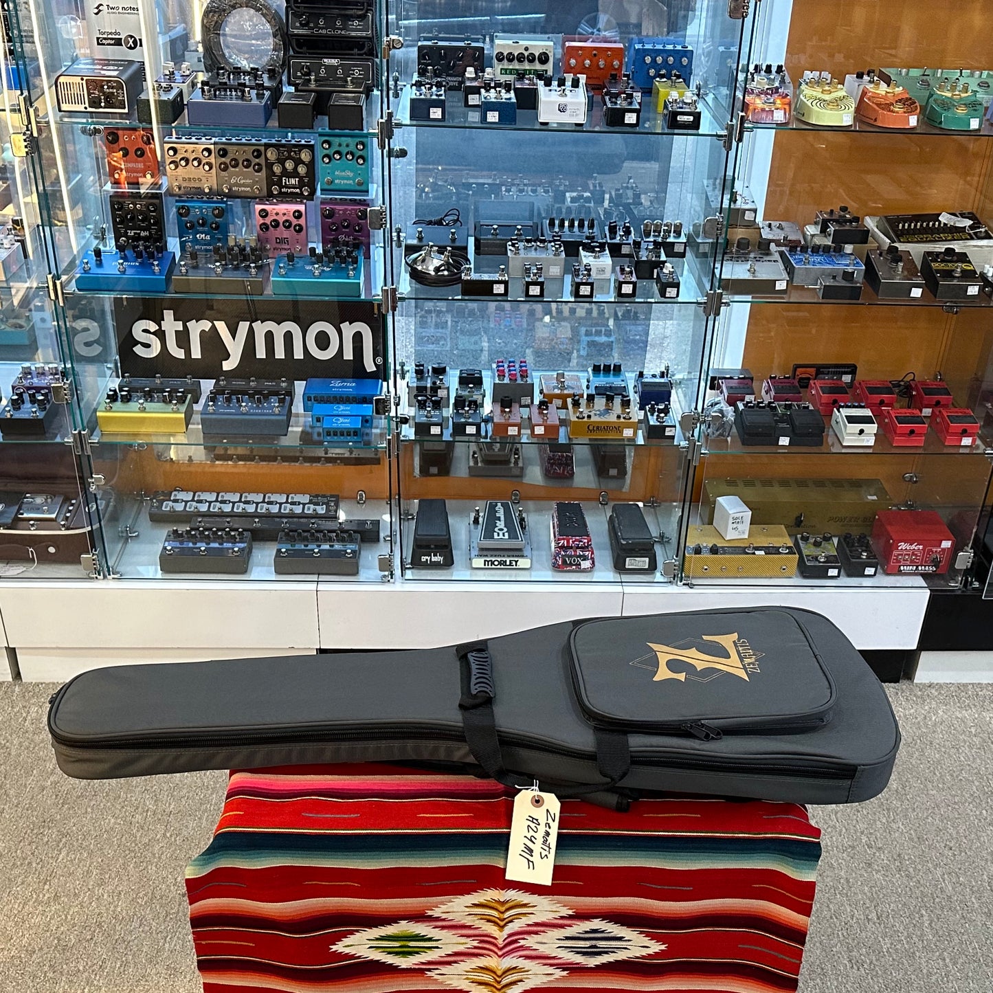 Zemaitis C24MF NT Casimere Metal Front Mahogany (2015)