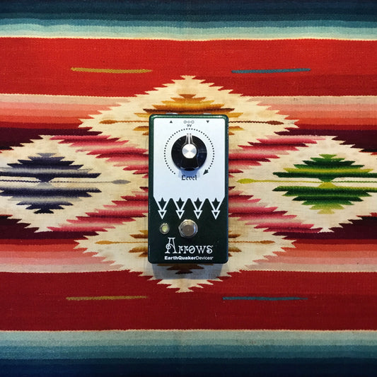 EarthQuaker Devices Arrows V2 Preamp Booster