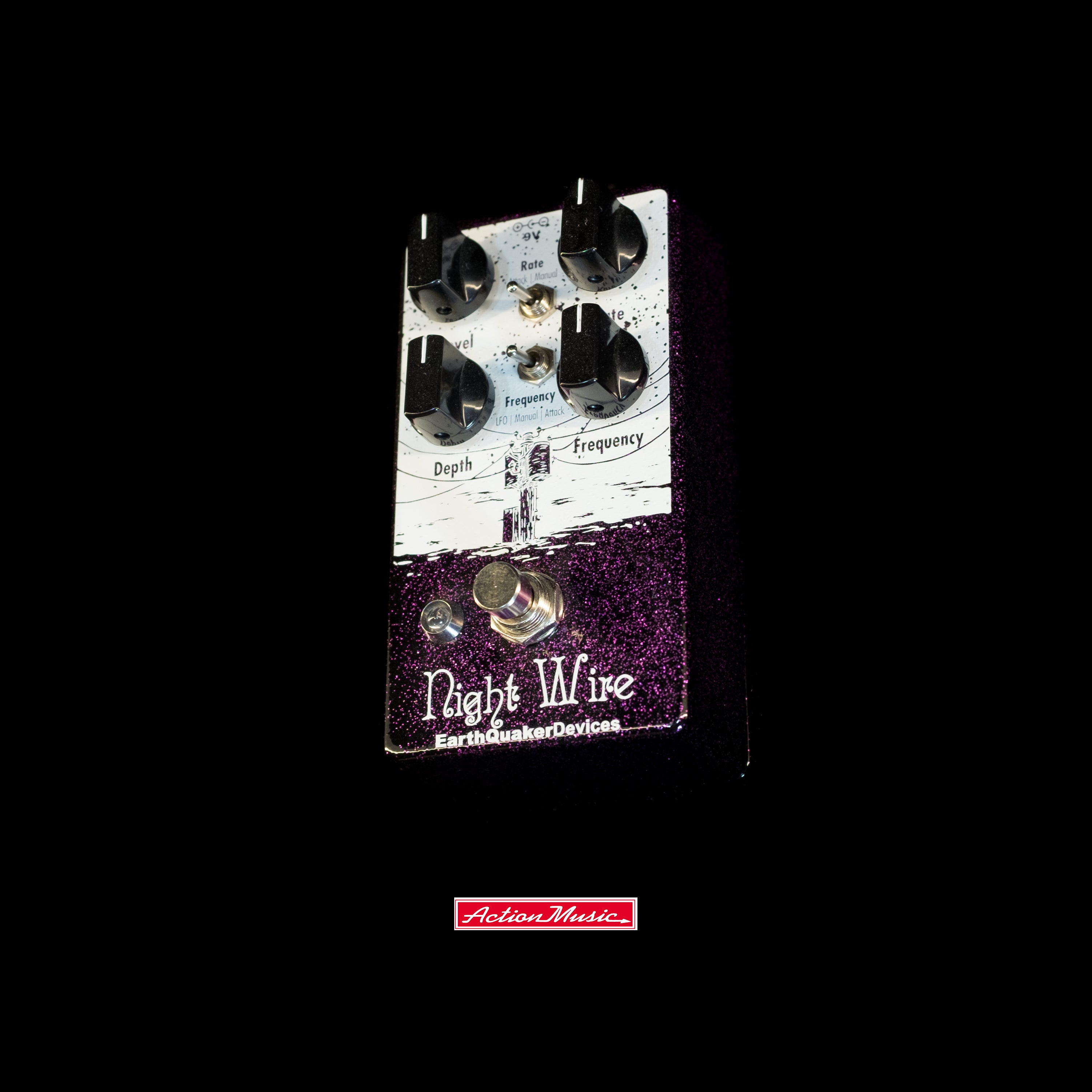 Night　Harmonic　Action　Music　Wire　V2　Wide　Tremolo　Range　–　EarthQuaker　Devices