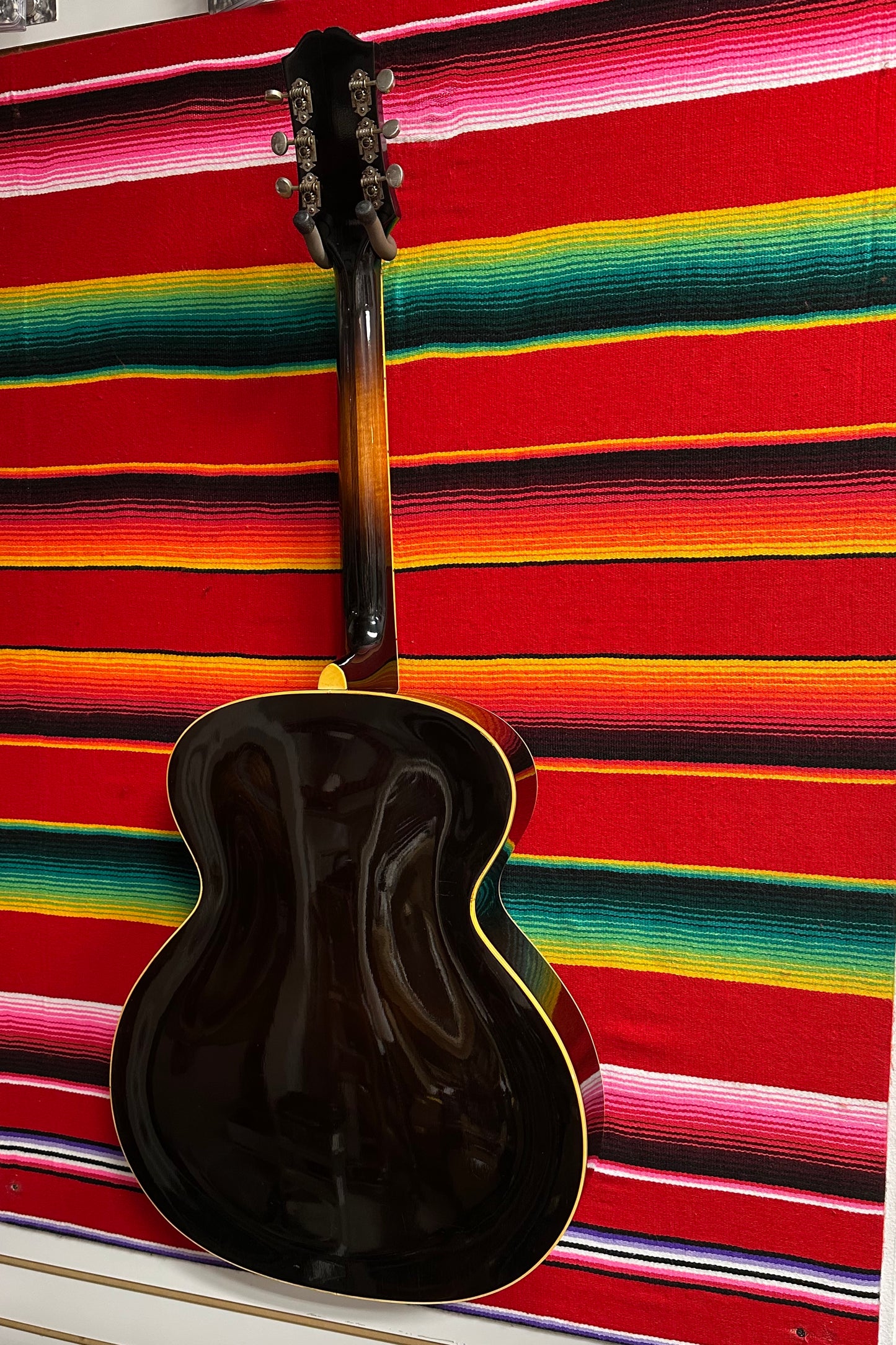 Epiphone Devon Sunburst (1950)