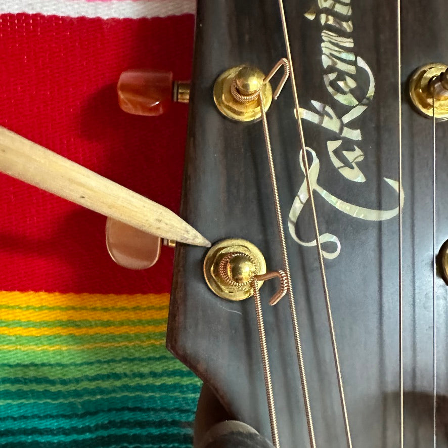 Takamine LTD99 "The Mountain" Natural (1999)