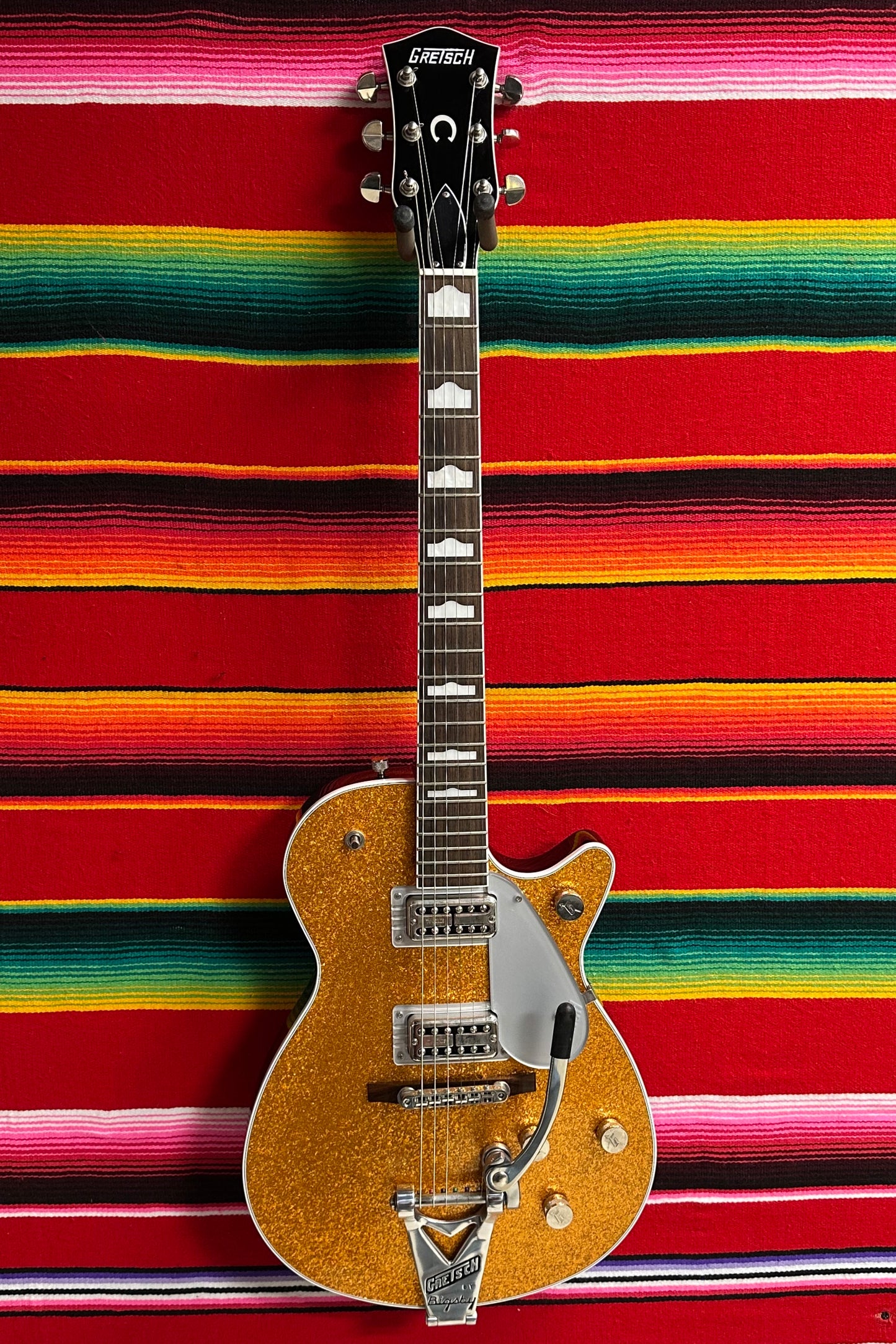 Gretsch G6129T-89VS in Bigsby Gold Sparkle (2022)