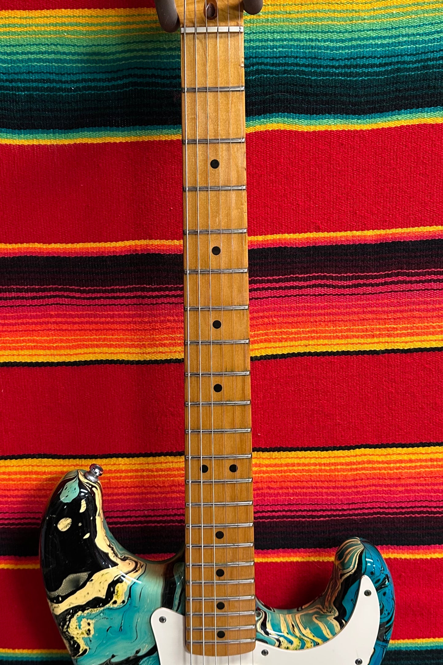 Fender "Bowling Ball"  Standard Stratocaster Marble Blue (1983)