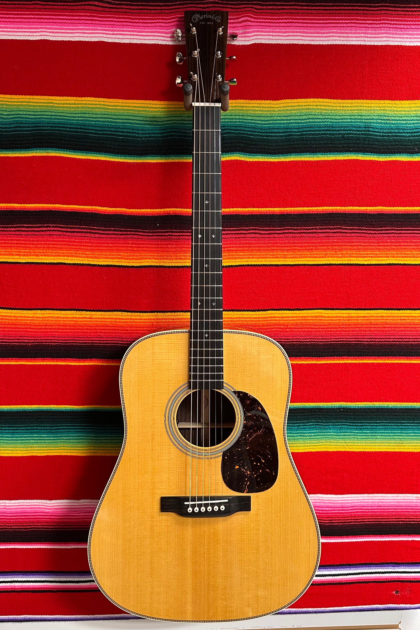 Martin HD-28 Standard Series Natural (2023)
