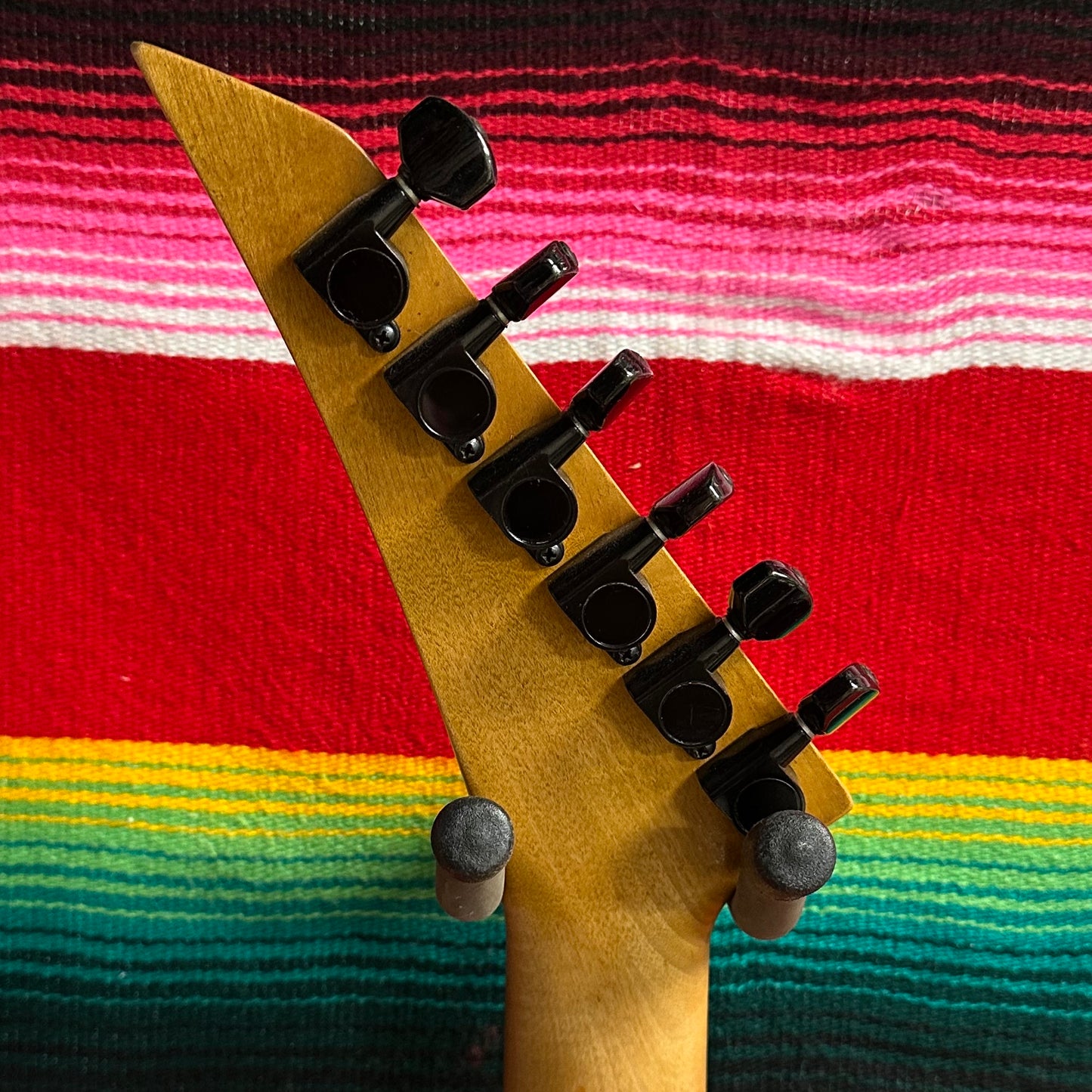 Charvel San Dimas HSS in Red Burst (1985)