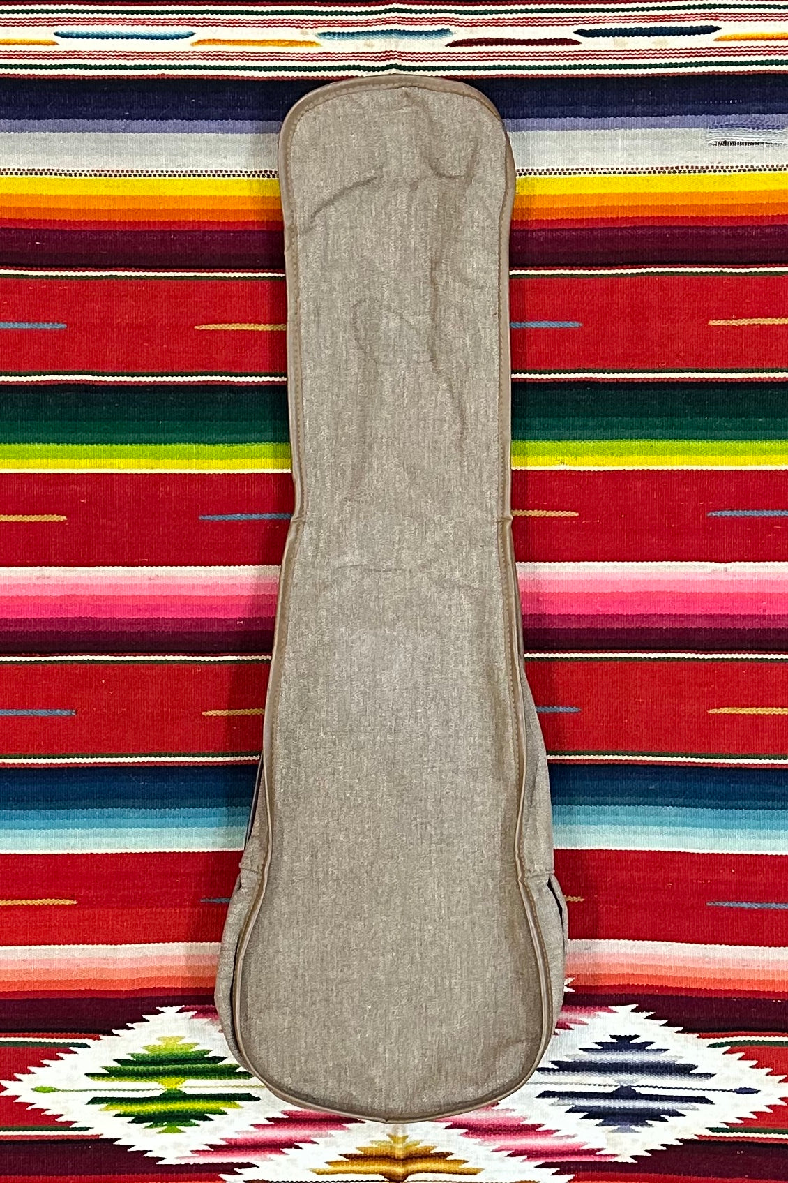 Gibson UKE-3 Soprano Ukulele (1949-1950)