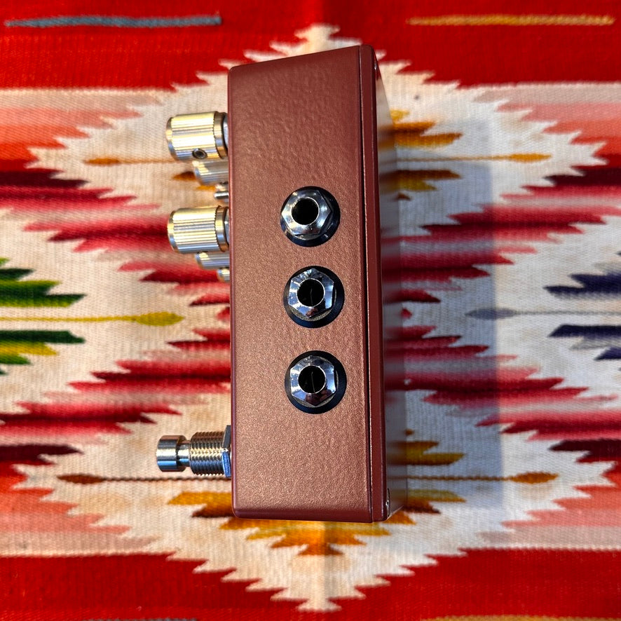 Flower Pedals Sunflower Deluxe Tremolo (2022)