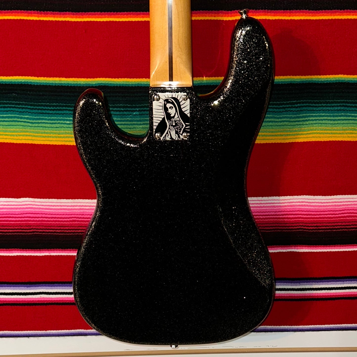 Fender J Precision Bass Black Gold (2023)