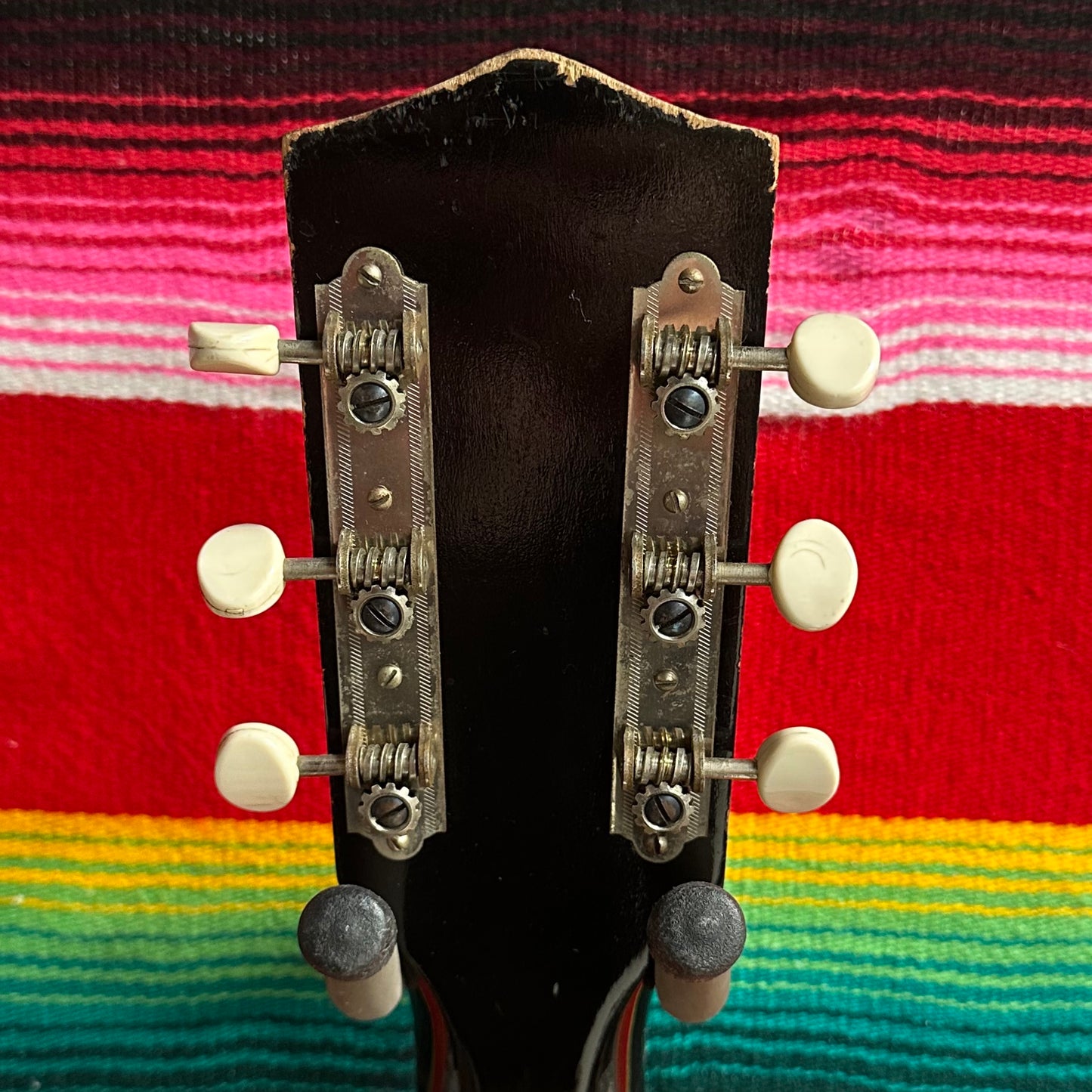 Harmony H59 Rocket Sunburst (1960)