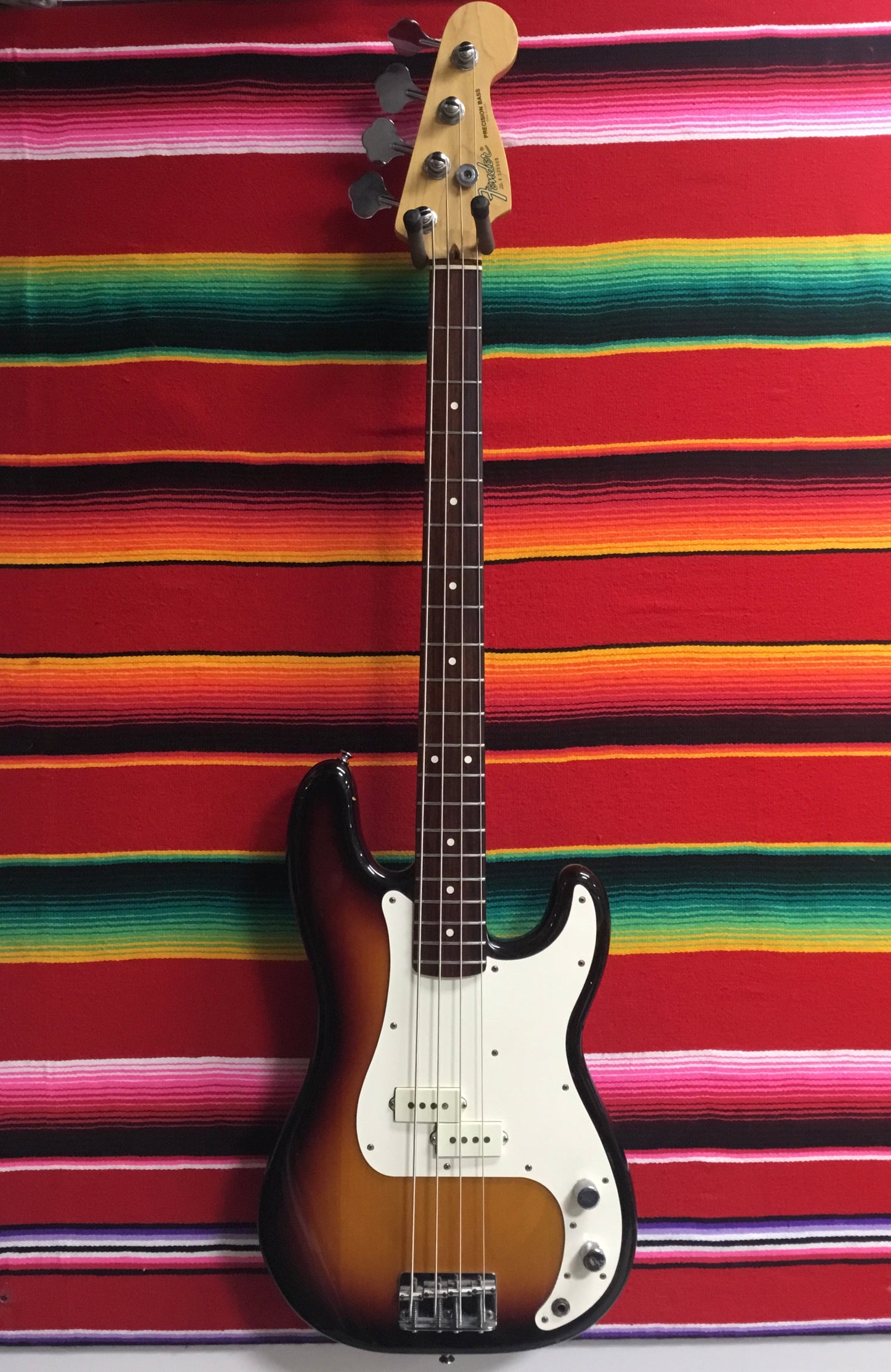 Fender American Standard Precision Bass Sunburst (1983)