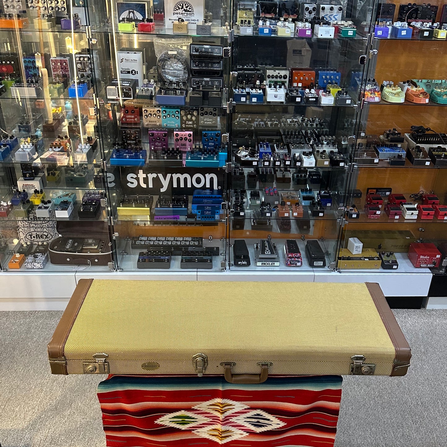 Fender "Bowling Ball"  Standard Stratocaster Marble Blue (1983)