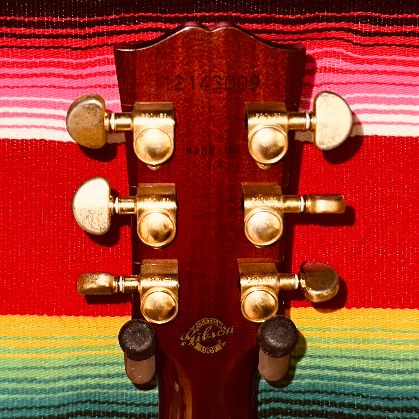 Gibson Custom Shop Custom Hummingbird Heritage Cherry Sunburst (2013)