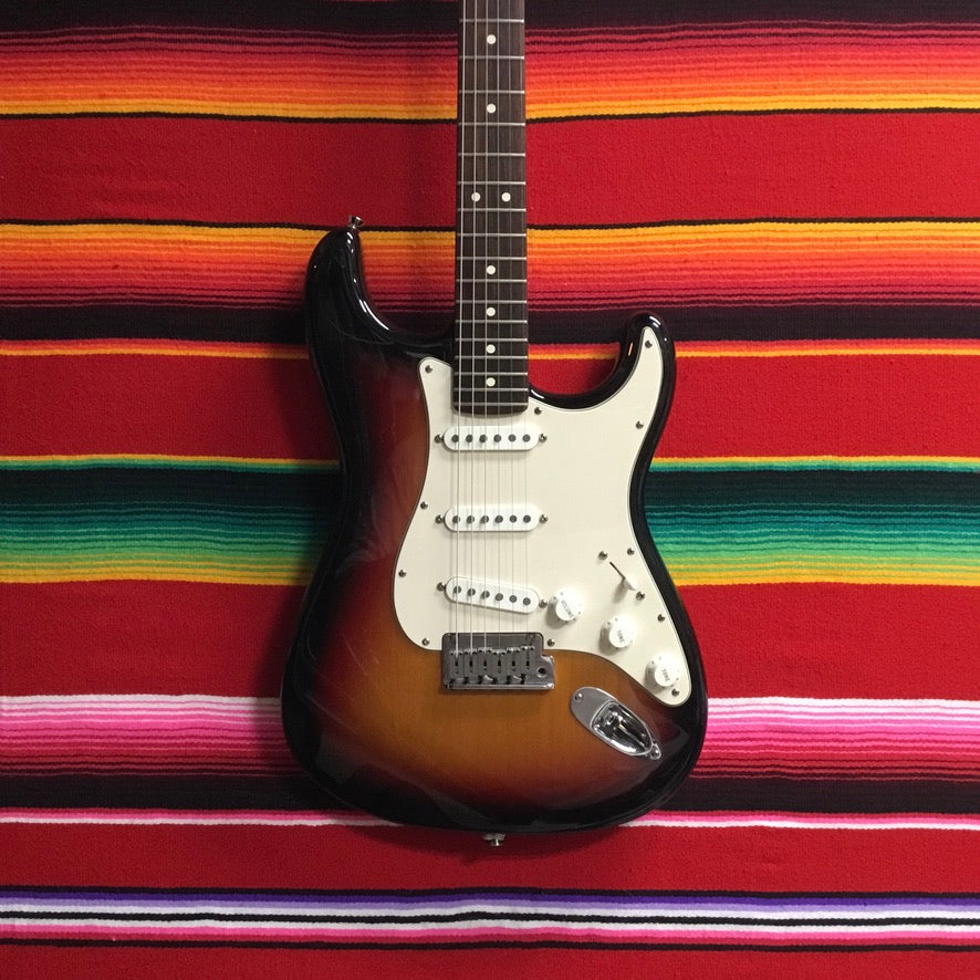 Fender American Standard Stratocaster Sunburst (2004)