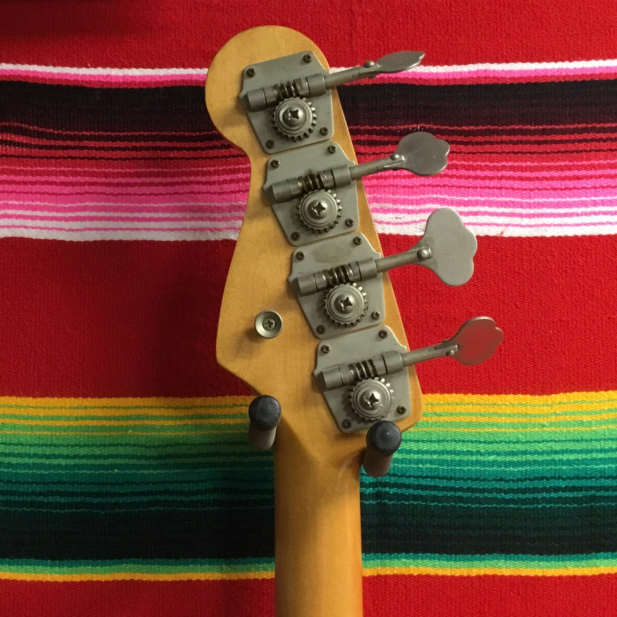 Fender Precision Bass Sunburst (1966)