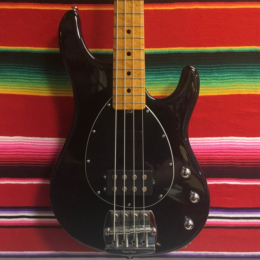 Ernie Ball/Music Man Sterling Classic H4 Black (2010)