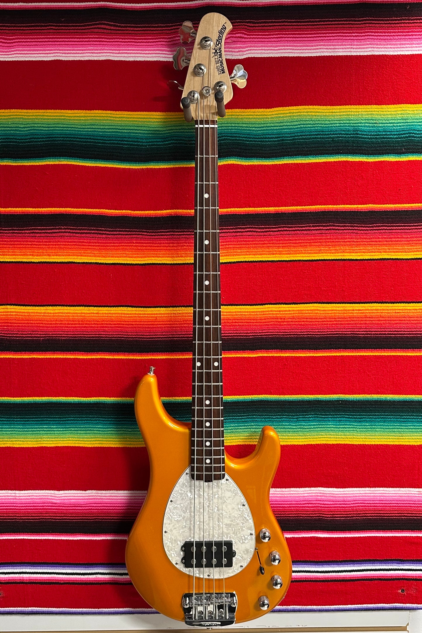 Ernie Ball/Music Man Sterling Bass 4 H Desert Gold (2003)