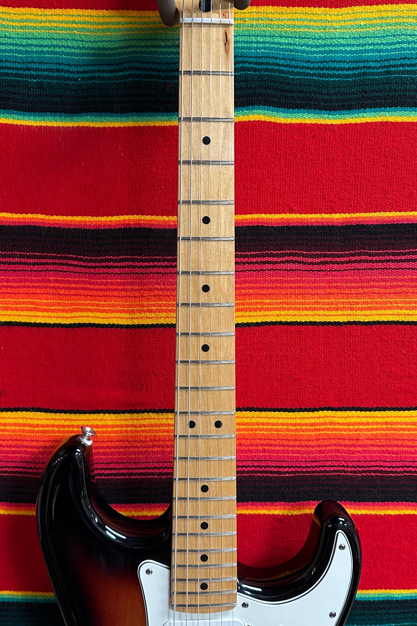 Fender MIM Player Stratocaster 3-Color Sunburst (2021)