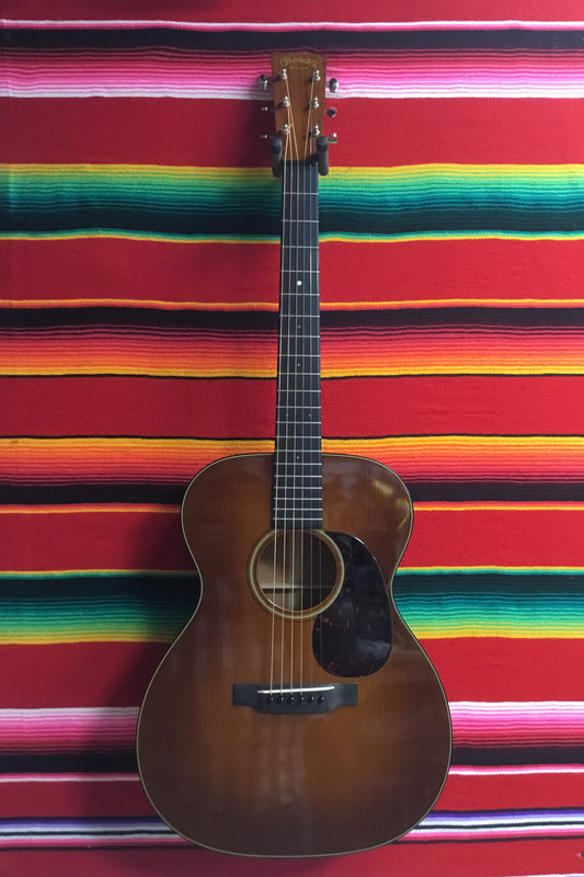 Martin OM-18 Authentic 1933 Ambertone (2013)