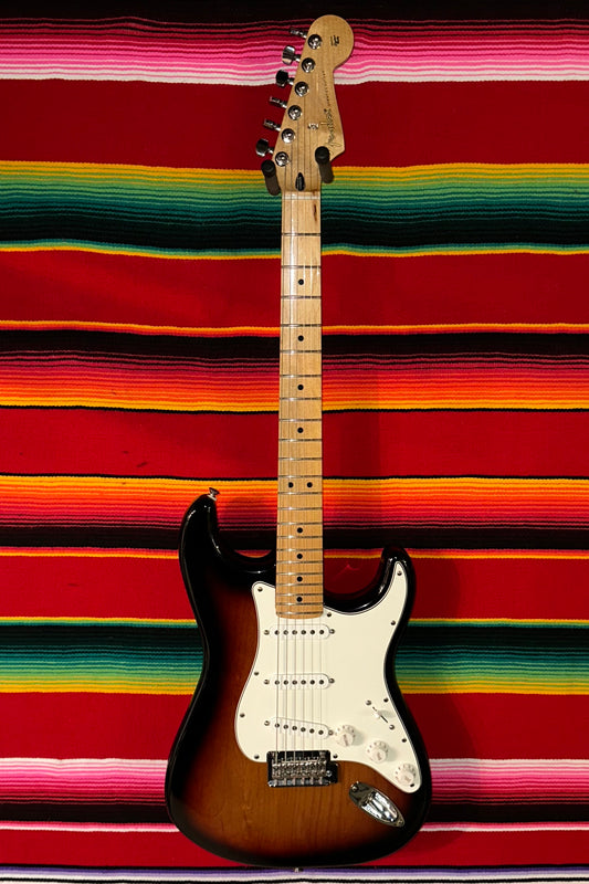 Fender MIM Player Stratocaster 3-Color Sunburst (2021)