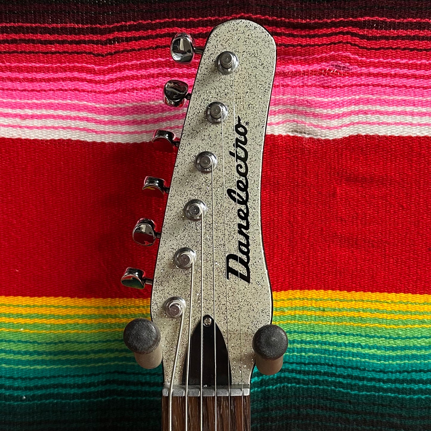 Danelectro '56 Baritone Silver Metalflake