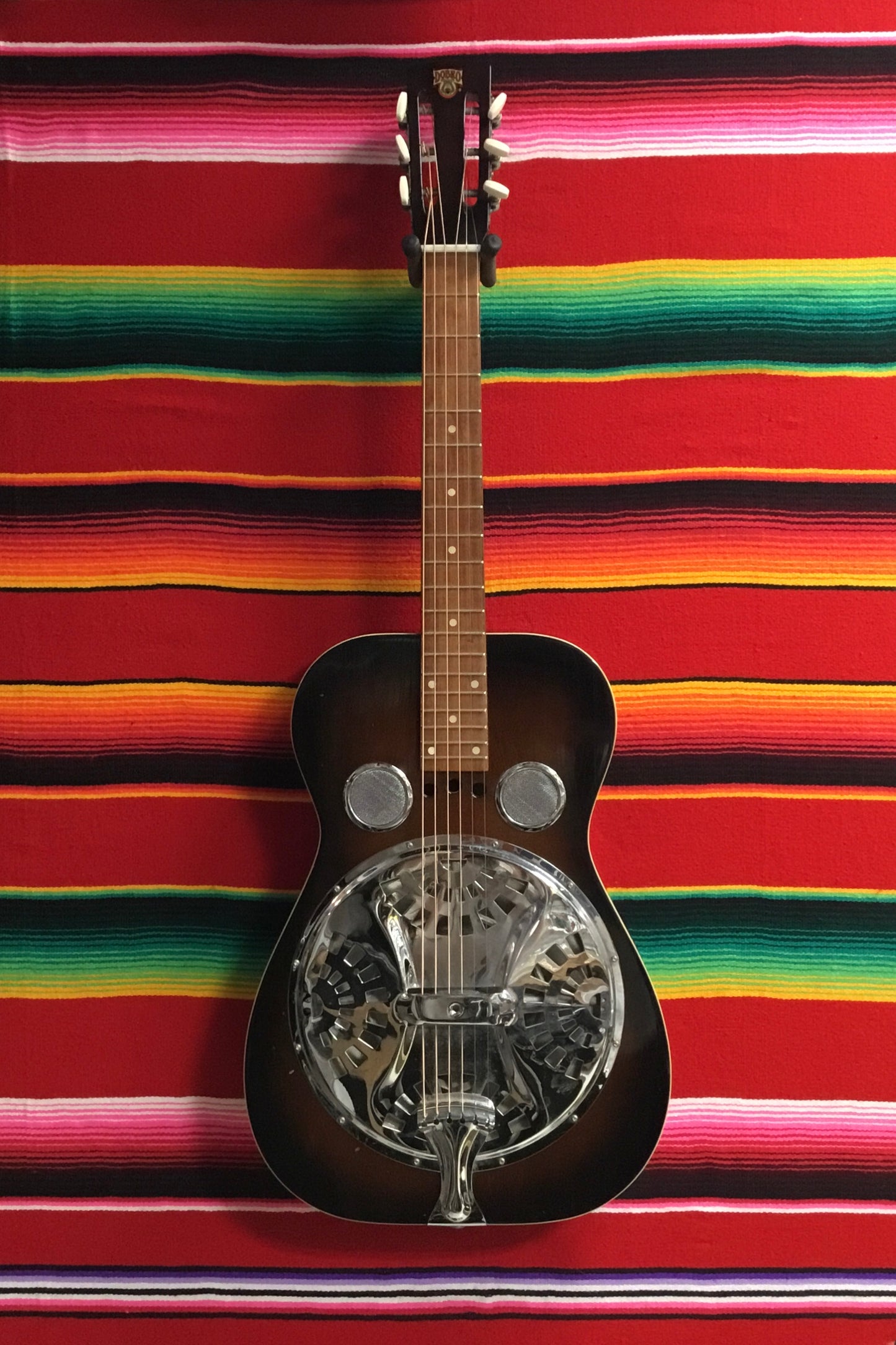 Dobro Model 60D-S Square Neck Resonator Sunburst (1972)